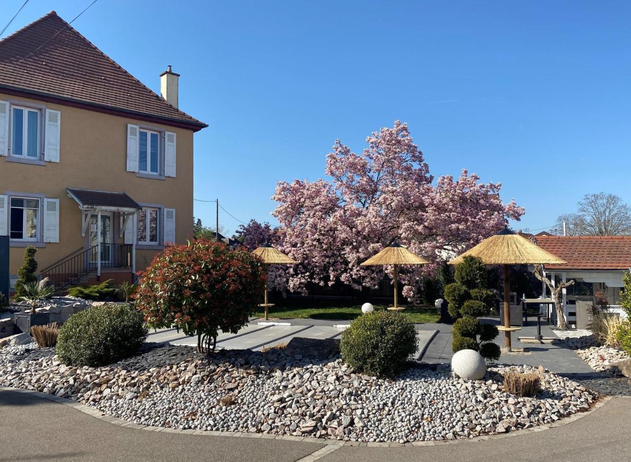Les Rives Des Habsbourg Ensisheim Exterior foto